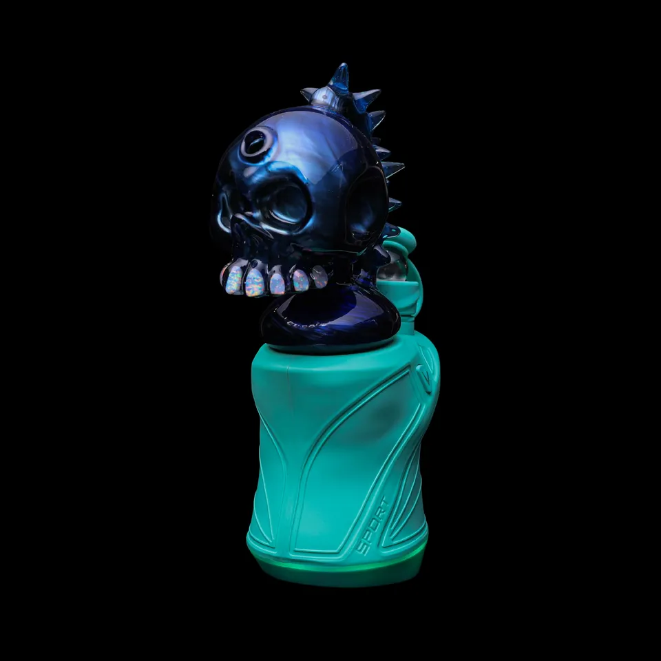 focus-v-x-carsten-glass-carta-top-skull-blue-glas-aufsatz image 1