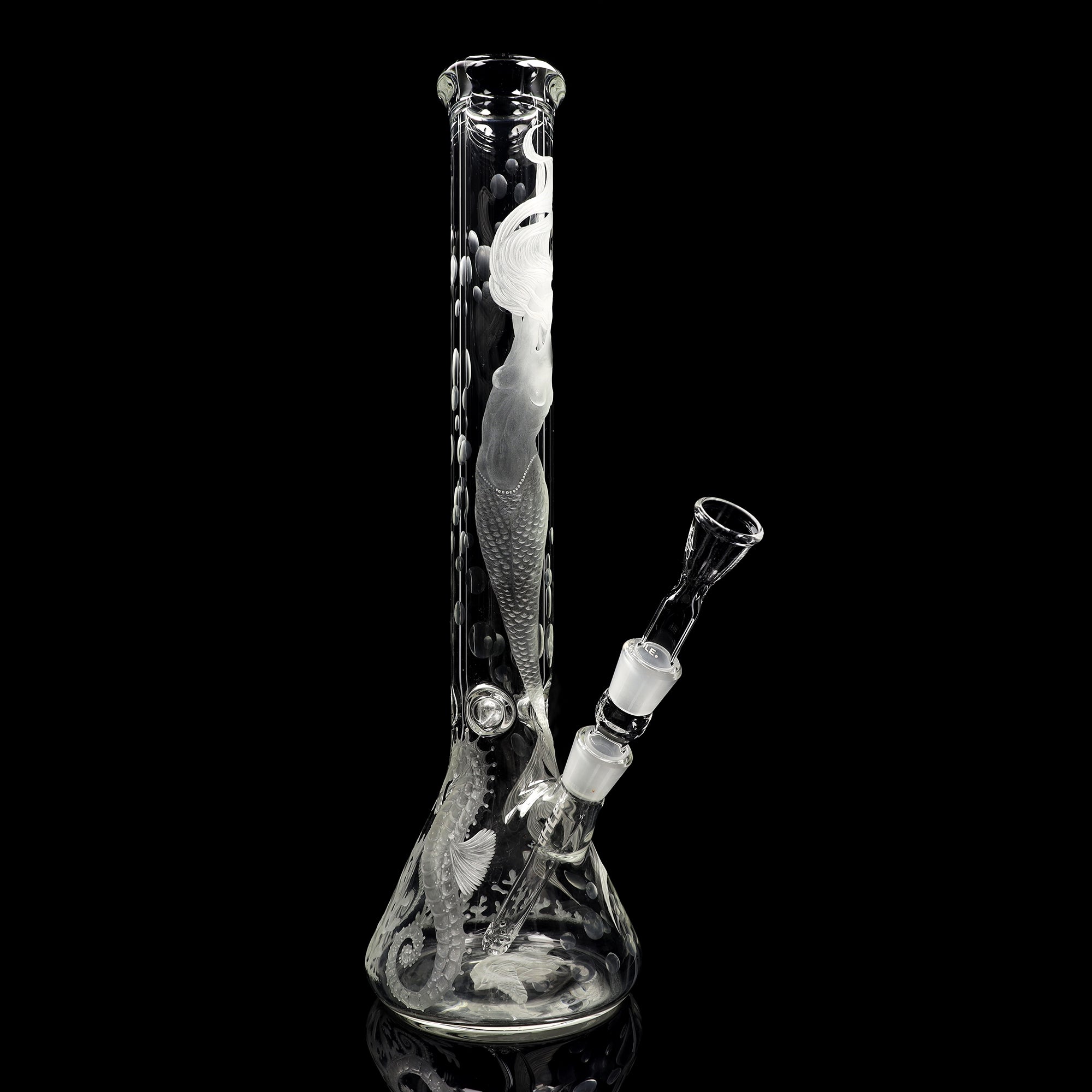 ehle-x-t-th-tibor-tam-s-meerjungfrau-collab-bong image 1