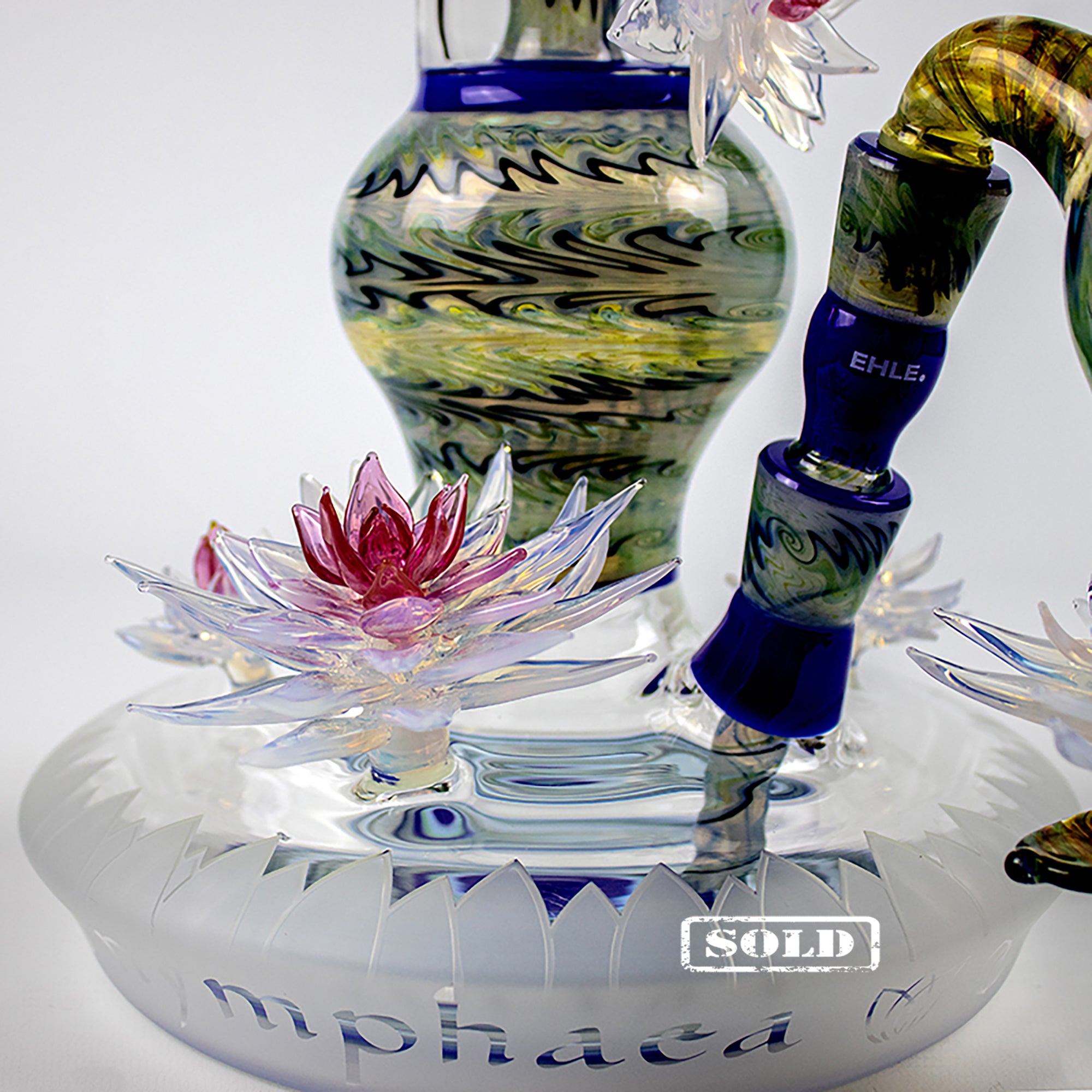 ehle-best-of-2020-dezember-nymphaea-glas-kunstbong-58cm image 3
