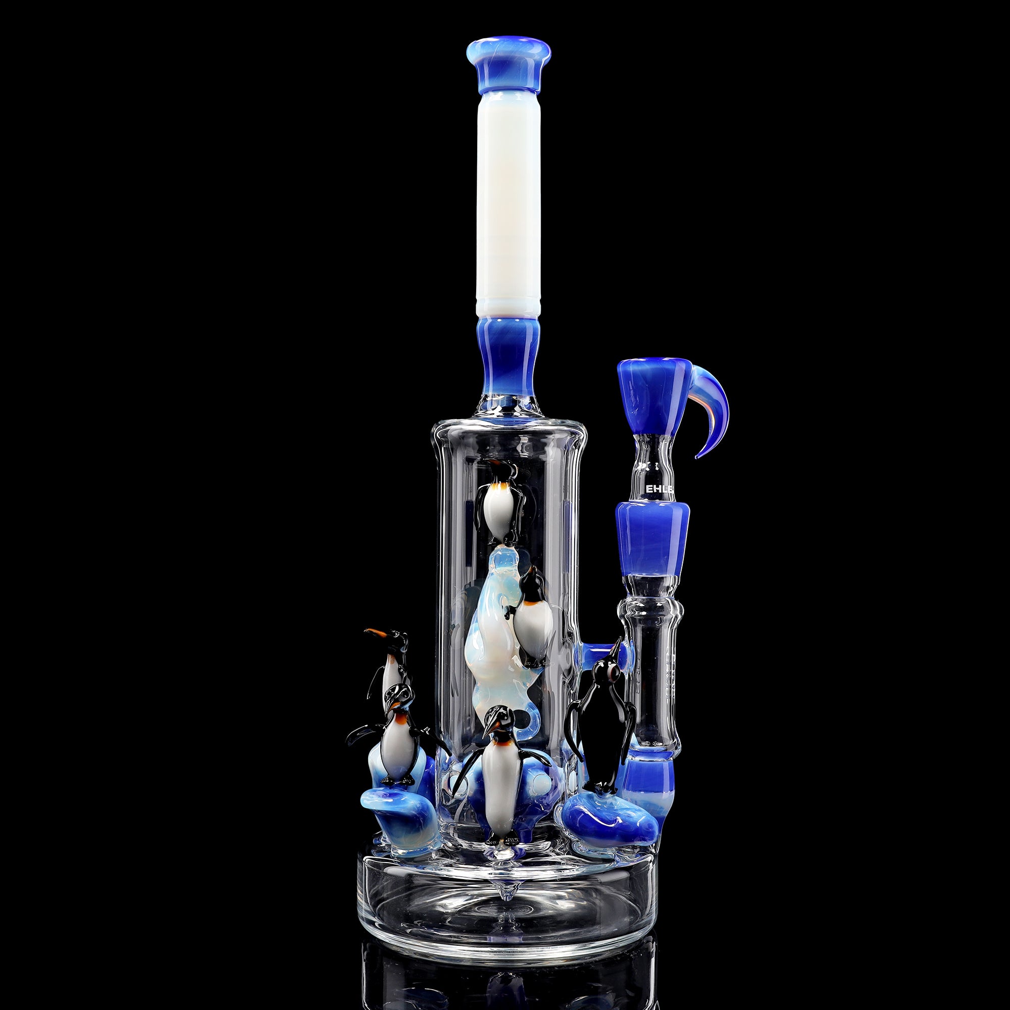 ehle-best-of-2025-april-pinguin-eisberg-bong image 3