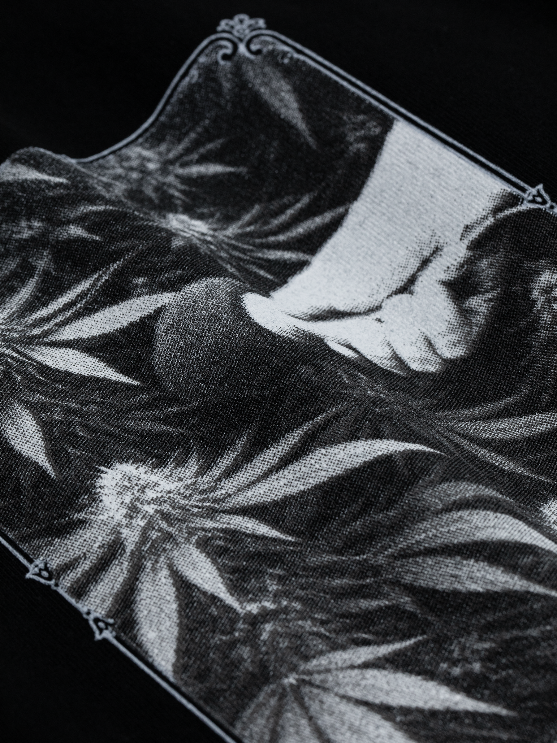 puffco-plants-humans-tee-schwarz-unisex image 3